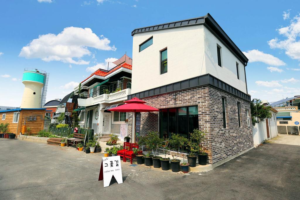 The Flower Road Guesthouse Suncheon Zewnętrze zdjęcie